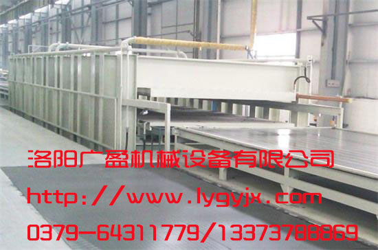 1575248646371627.jpg 冷藏車廂板熱壓機(jī)   水印.jpg